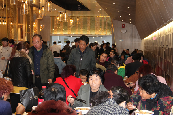 牛肉面加盟哪家好，選塞拉宮致富快又早！