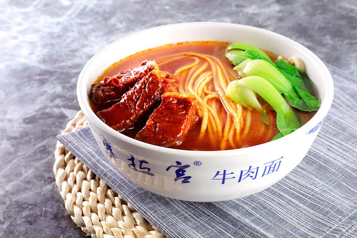 蘭州牛肉面的面怎么和出來的？