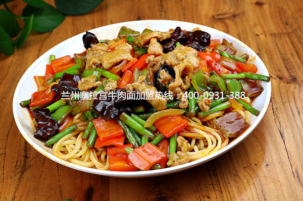蘭州牛肉面加盟，讓地道的傳統(tǒng)美食走向**